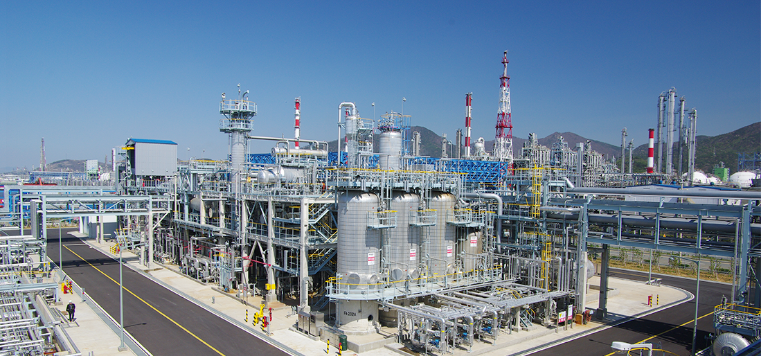 케미칼 공장 사진